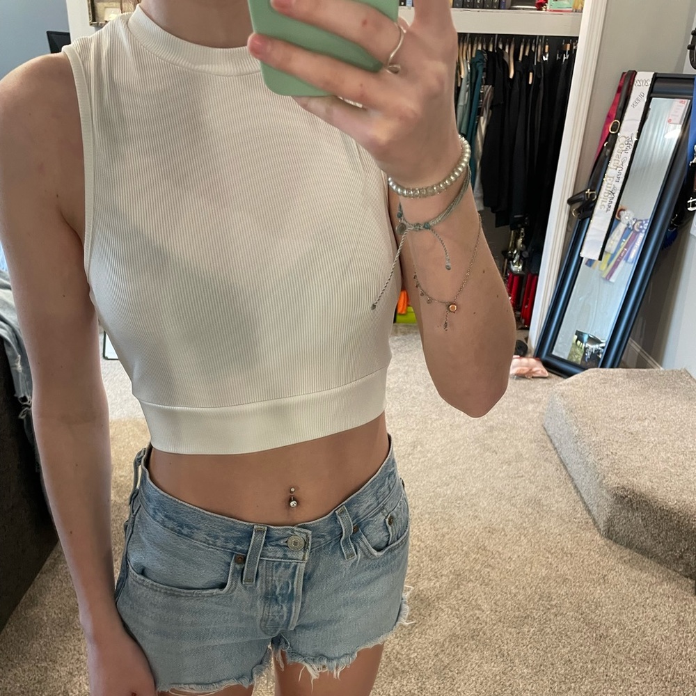 White boutique crop top